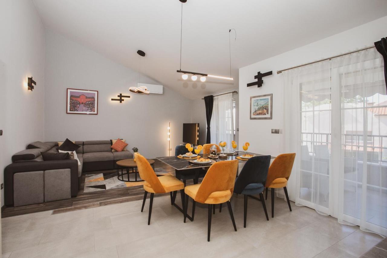 Вилла Luxury House Lucija Дуги-Рат Экстерьер фото