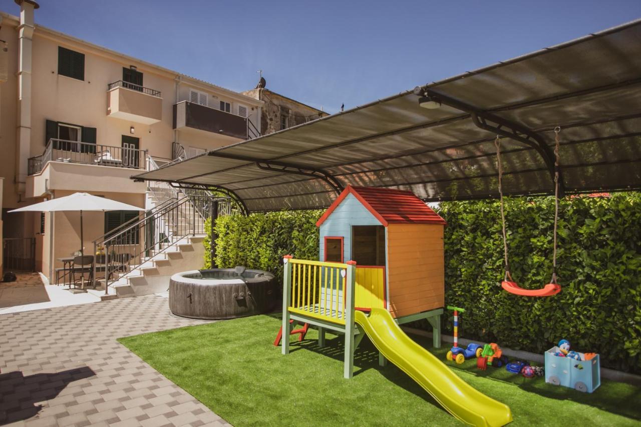 Вилла Luxury House Lucija Дуги-Рат Экстерьер фото